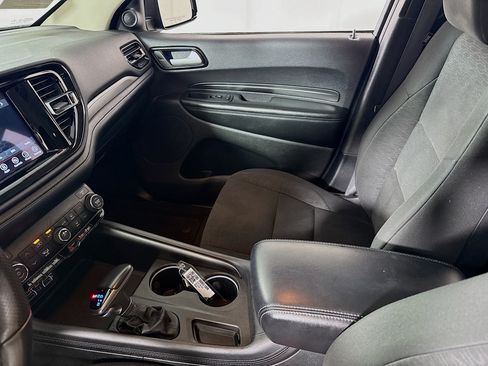 Used 2022 Dodge Durango SXT w/ Anodized Platinum Package AWD/4WD image 24