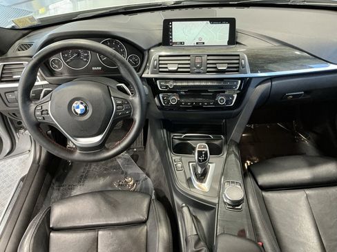 Used 2018 BMW 330i xDrive Sedan image 19