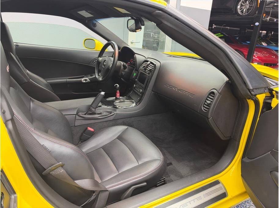 Used 2008 Chevrolet Corvette Z06 w/ Preferred Equipment Group RWD image 12