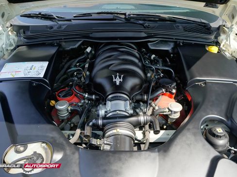 Used 2017 Maserati GranTurismo Sport RWD image 14