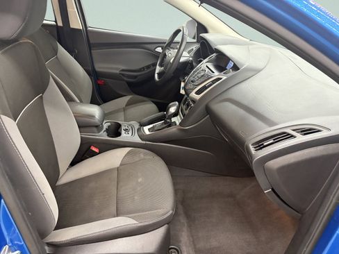 Used 2014 Ford Focus SE w/ SE Winter Package image 21