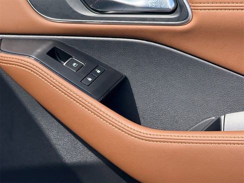 New 2026 Nissan Rogue Platinum image 19