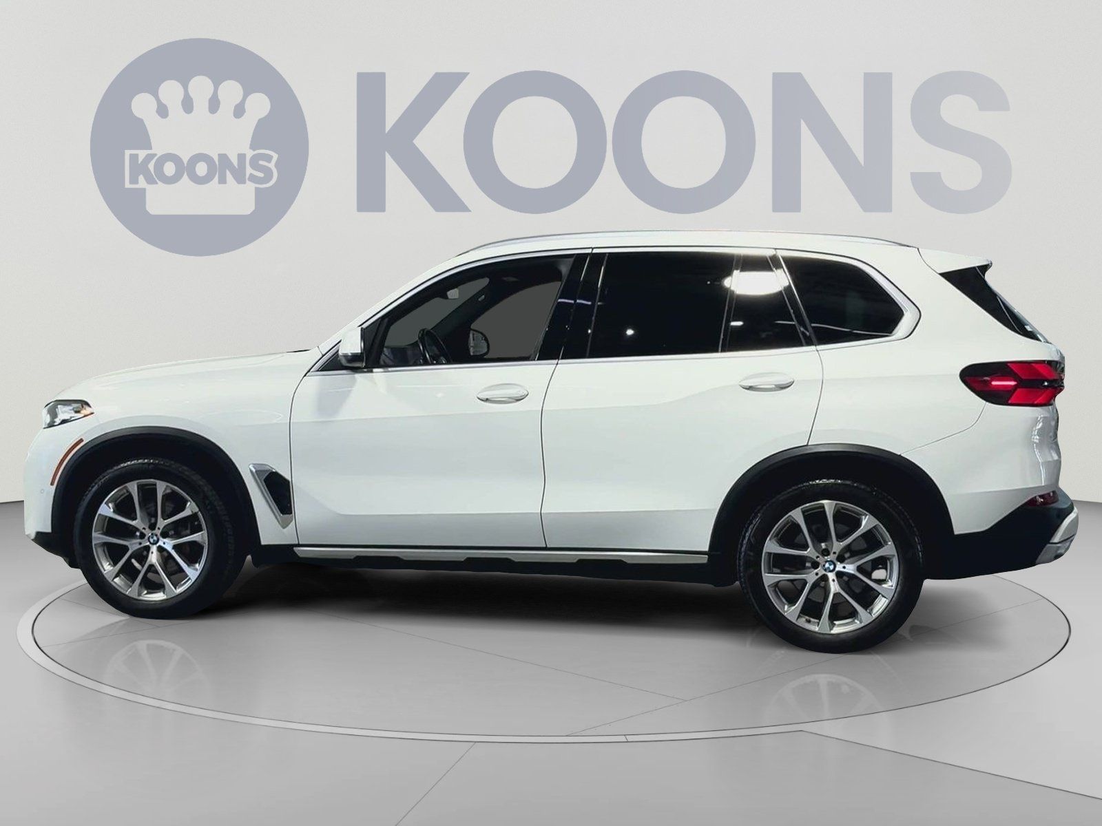 Used 2024 BMW X5 xDrive40i AWD/4WD image 7