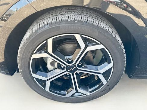 Used 2023 Kia Niro EX Touring image 35