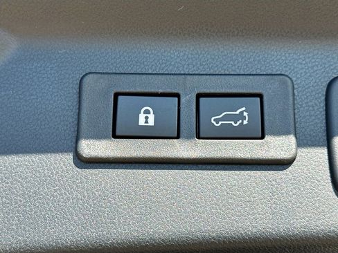 New 2026 Subaru Forester Premium AWD/4WD image 33