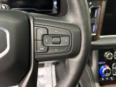 Used 2024 GMC Yukon Denali Ultimate image 18