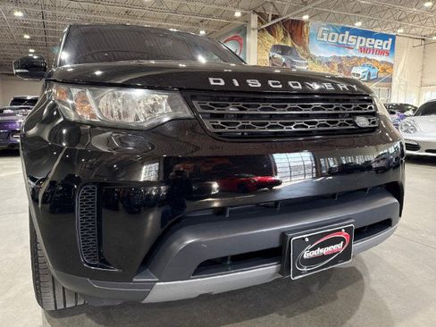 Used 2018 Land Rover Discovery SE image 27