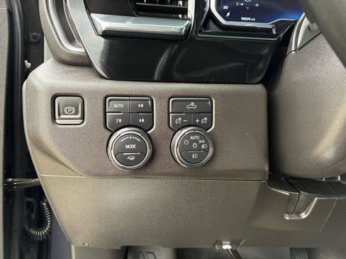 Used 2023 Chevrolet Silverado 1500 RST AWD/4WD image 23