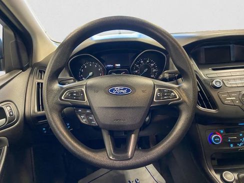 Used 2016 Ford Focus SE image 12