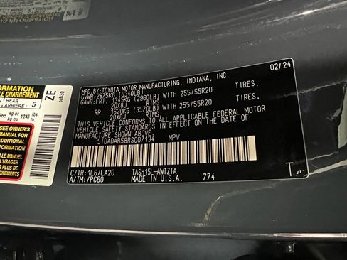Certified 2024 Toyota Grand Highlander AWD Hybrid image 48