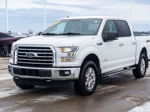 Used 2015 Ford F150 XLT w/ Equipment Group 302A Luxury image 3