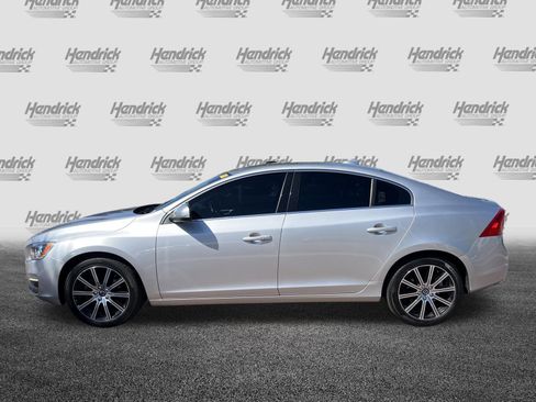 Used 2018 Volvo S60 T5 Inscription FWD image 7