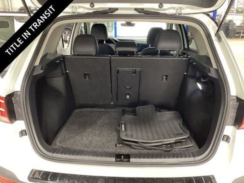 Used 2024 Volkswagen Taos SE w/ Panoramic Sunroof Package AWD/4WD image 15