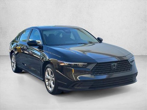 Used 2024 Honda Accord LX image 3