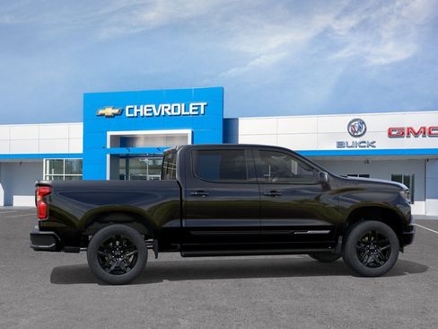 New 2026 Chevrolet Silverado 1500 High Country w/ Midnight Edition AWD/4WD image 5
