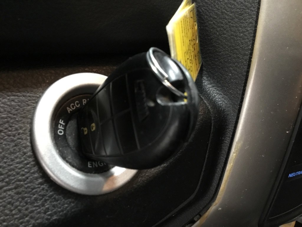 Used 2015 RAM 2500 SLT AWD/4WD image 14