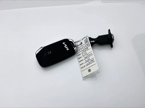 Used 2024 Kia Seltos SX image 13