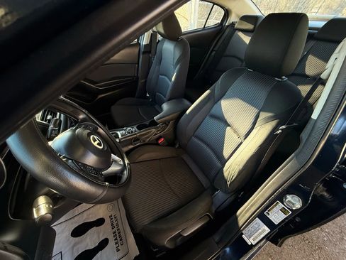 Used 2016 MAZDA MAZDA3 i Sport w/ Preferred Equipment Package image 16