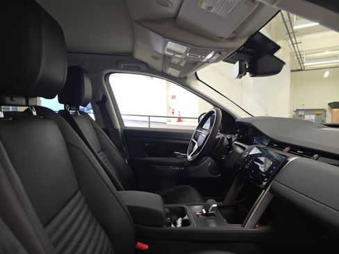 Certified 2025 Land Rover Discovery Sport S image 10