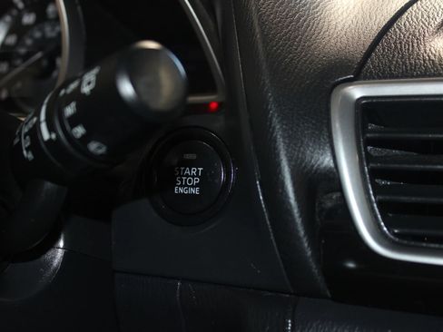 Used 2016 MAZDA MAZDA3 i Sport w/ Preferred Equipment Package FWD image 20