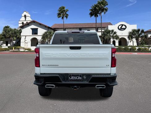 Used 2023 Chevrolet Silverado 1500 LT Trail Boss AWD/4WD image 3
