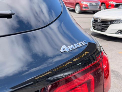 Used 2021 Mercedes-Benz GLC 300 4MATIC image 10