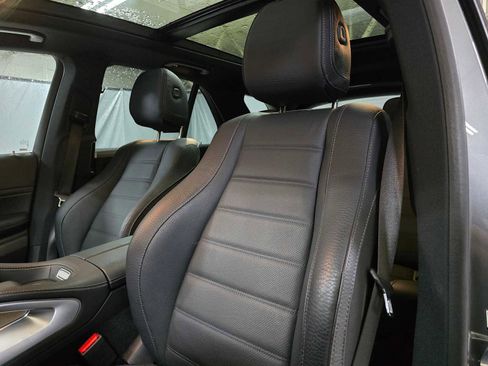 Used 2024 Mercedes-Benz GLE 350 4MATIC image 24