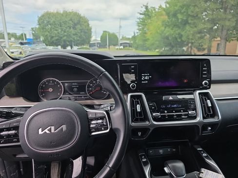 Used 2023 Kia Sorento X-Line EX AWD/4WD image 21