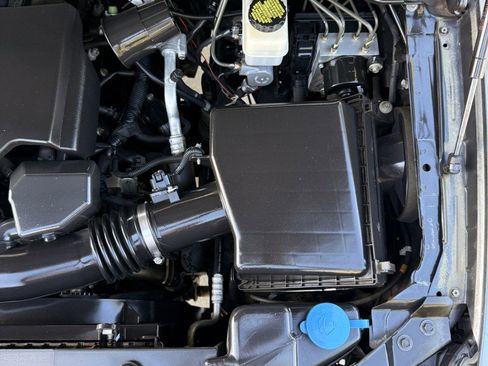 Used 2012 Nissan Titan SV image 17