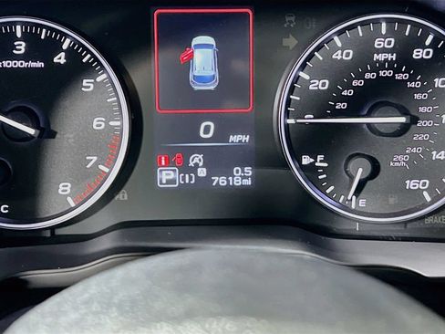 Certified 2024 Subaru Crosstrek 2.0i Premium AWD/4WD image 11