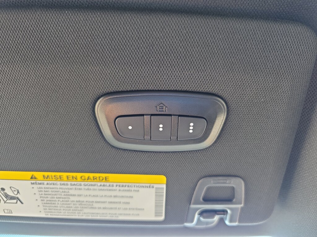 New 2027 Jeep Grand Cherokee Limited RWD image 10
