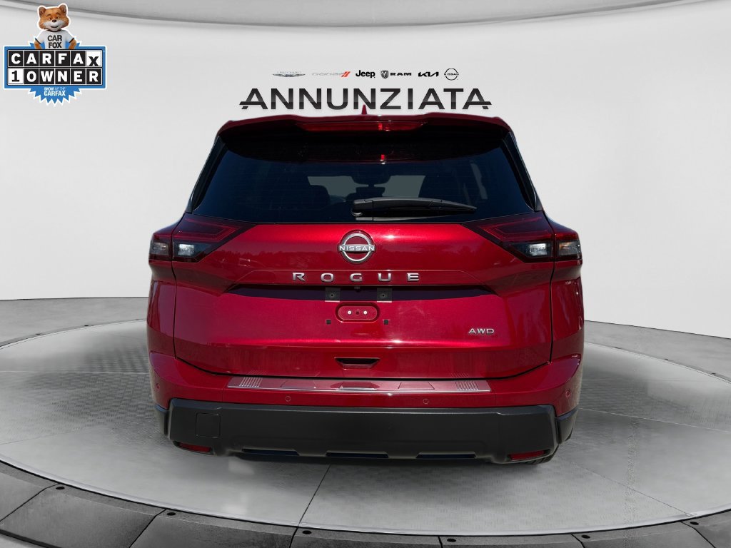 Certified 2025 Nissan Rogue SV AWD/4WD image 4