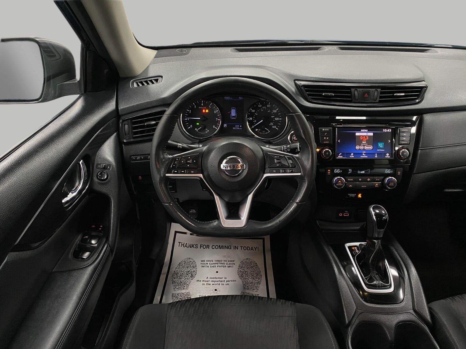 Used 2018 Nissan Rogue SV FWD image 14