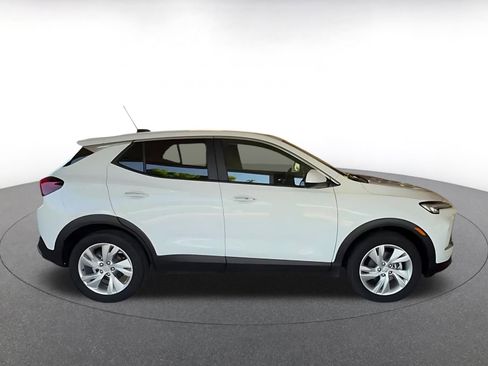 Used 2025 Buick Encore GX Preferred FWD image 16