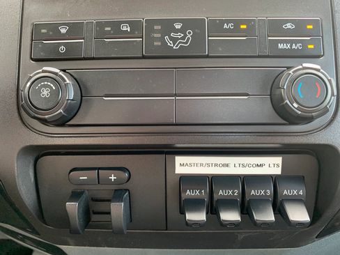 Used 2012 Ford F550 4x4 Regular Cab Super Duty w/ Payload Upgrade Pkg image 14