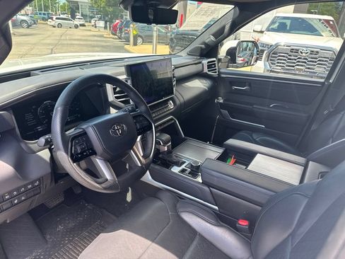 Certified 2024 Toyota Sequoia Platinum AWD/4WD image 11