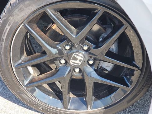 Used 2025 Honda Civic Sport image 16