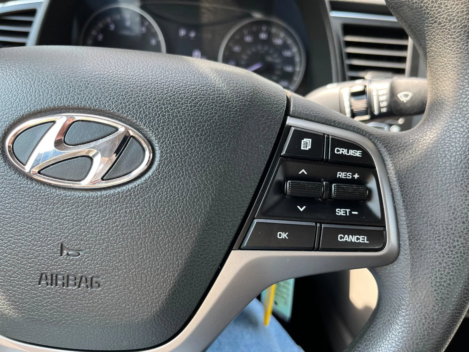 Used 2018 Hyundai Elantra SEL FWD image 16