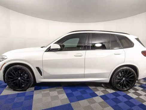 Used 2022 BMW X5 xDrive40i w/ M Sport Package image 8