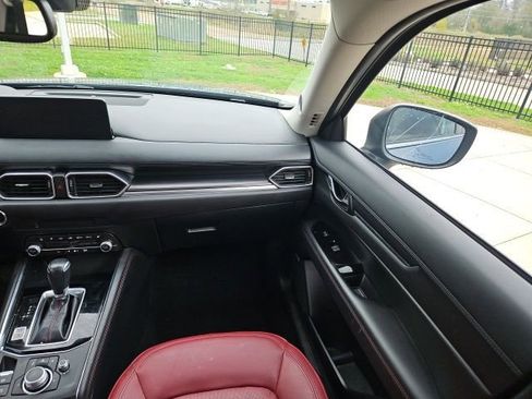 Used 2021 MAZDA CX-5 Carbon Edition image 35