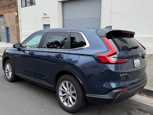 Used 2024 Honda CR-V EX-L image 4