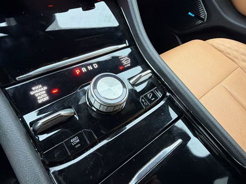 Used 2022 Jeep Grand Cherokee Summit AWD/4WD image 31