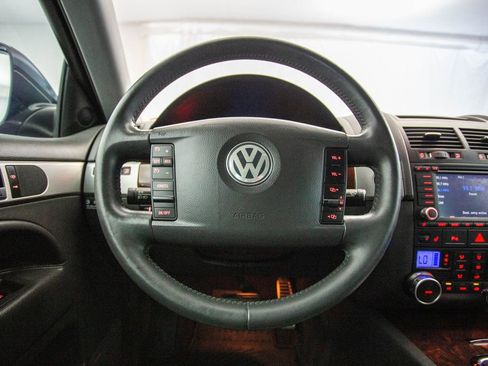Used 2008 Volkswagen Touareg V10 TDI image 50
