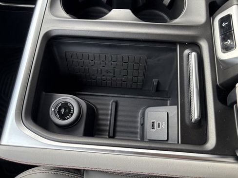 New 2025 Ford Expedition Max Active image 22