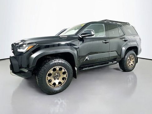 Used 2025 Toyota 4Runner Trailhunter AWD/4WD image 3