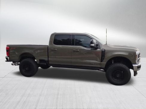 Used 2026 Ford F350 Lariat AWD/4WD image 6