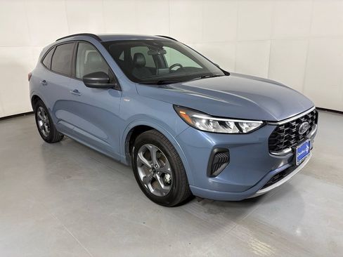 Used 2024 Ford Escape ST-Line FWD image 2