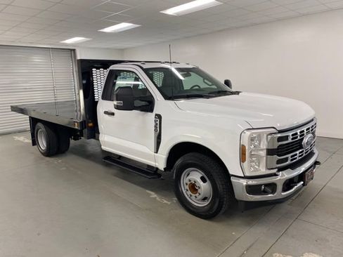 New 2024 Ford F350 XL w/ XL Chrome Package image 3