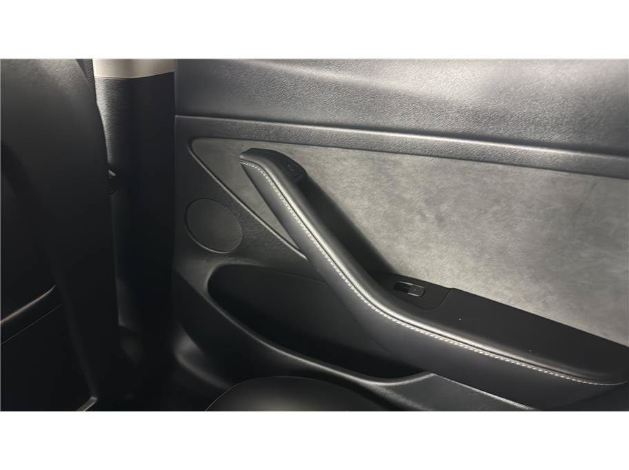 Used 2023 Tesla Model 3 Standard Range RWD image 17