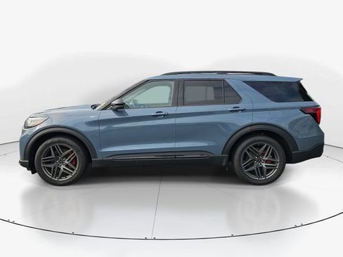 Used 2025 Ford Explorer ST-Line w/ Premium Package RWD image 6